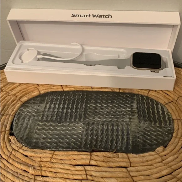 Z59 Ultra Smartwatch with Wireless Charging NWOT Z59 Ultra Smartwatch. 95,000 tu. Njoo WhatsApp 0778681566 main image 3